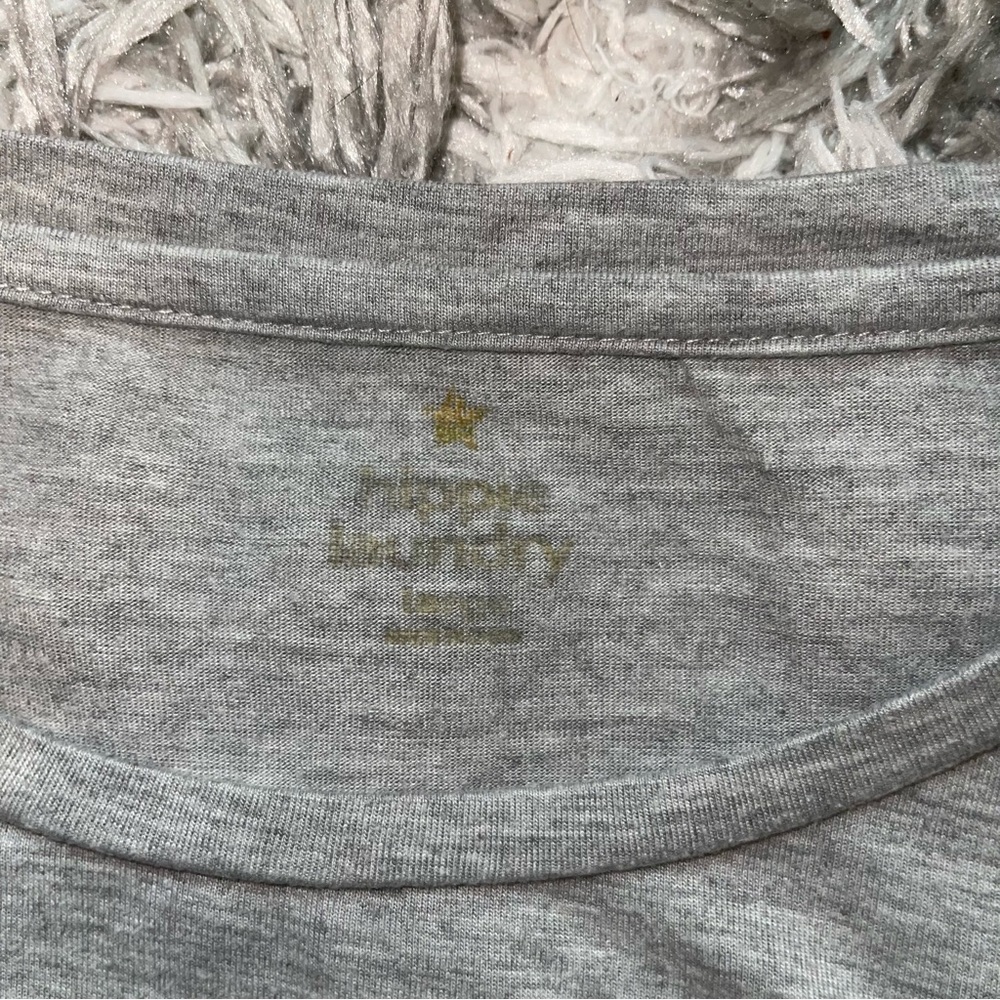 lightly worn tee - Picture 3 of 3